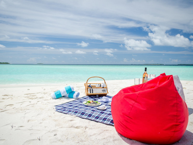 Amilla Maldives Resort and Residences - Picknick am Strand